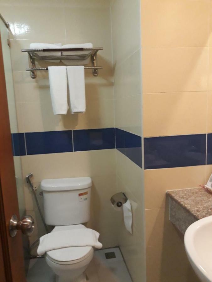 Taragrand Donmuang Airport Hotel Ban Rangsit Bagian luar foto
